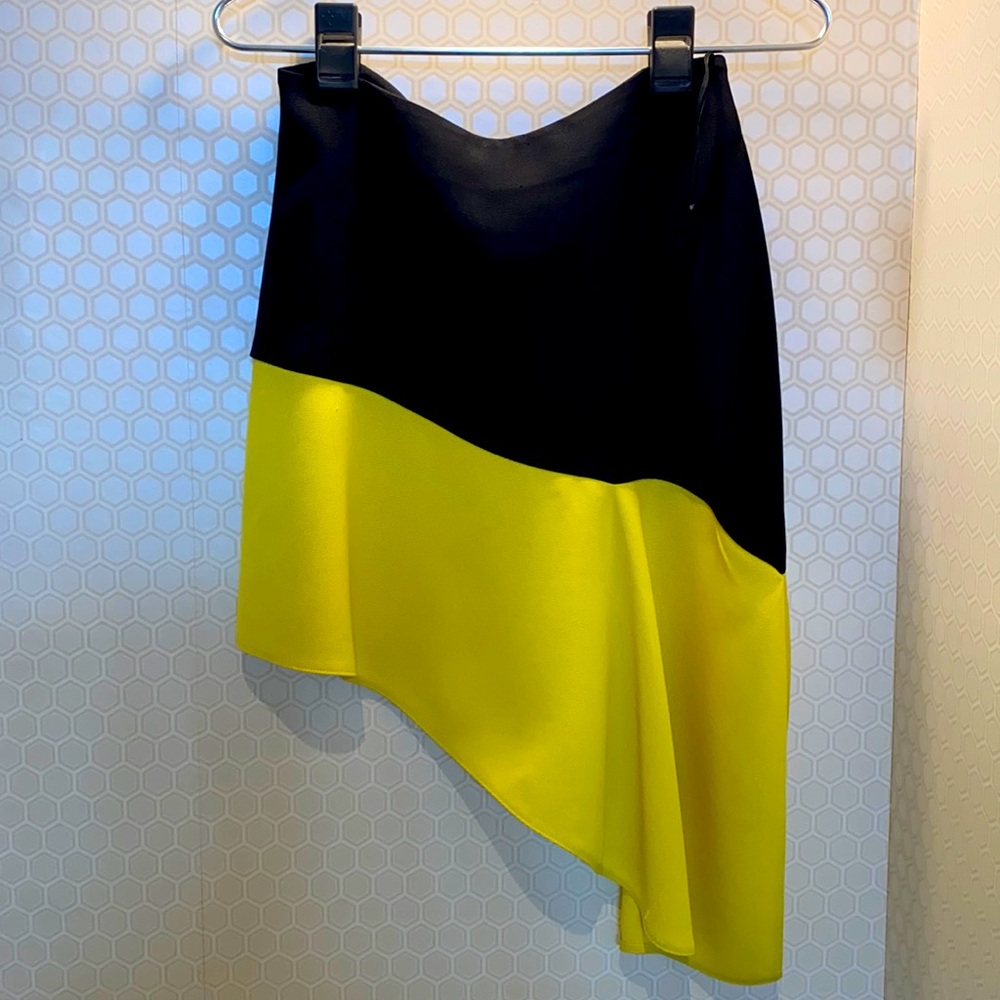 Balenciagia asymmetrical yellow and black skirt
